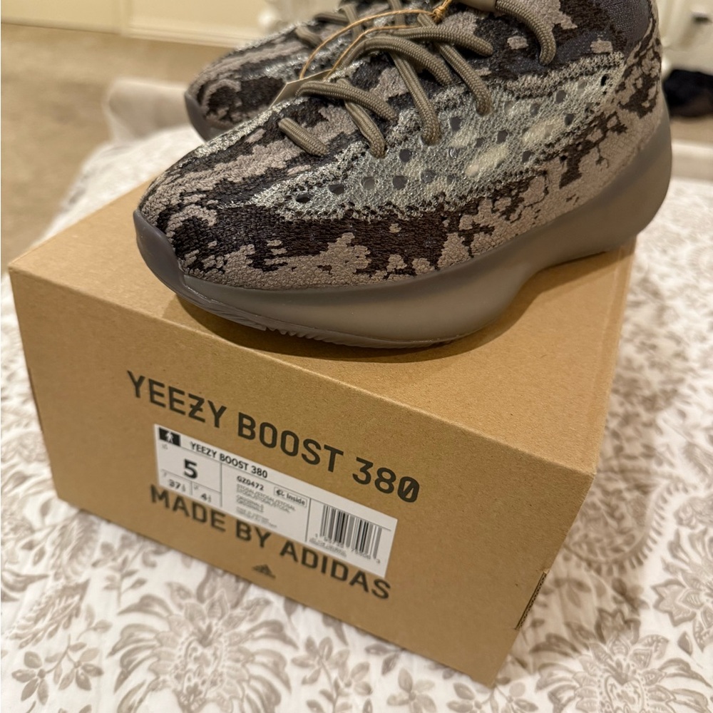 Yeezy boost 380 grey new with tags